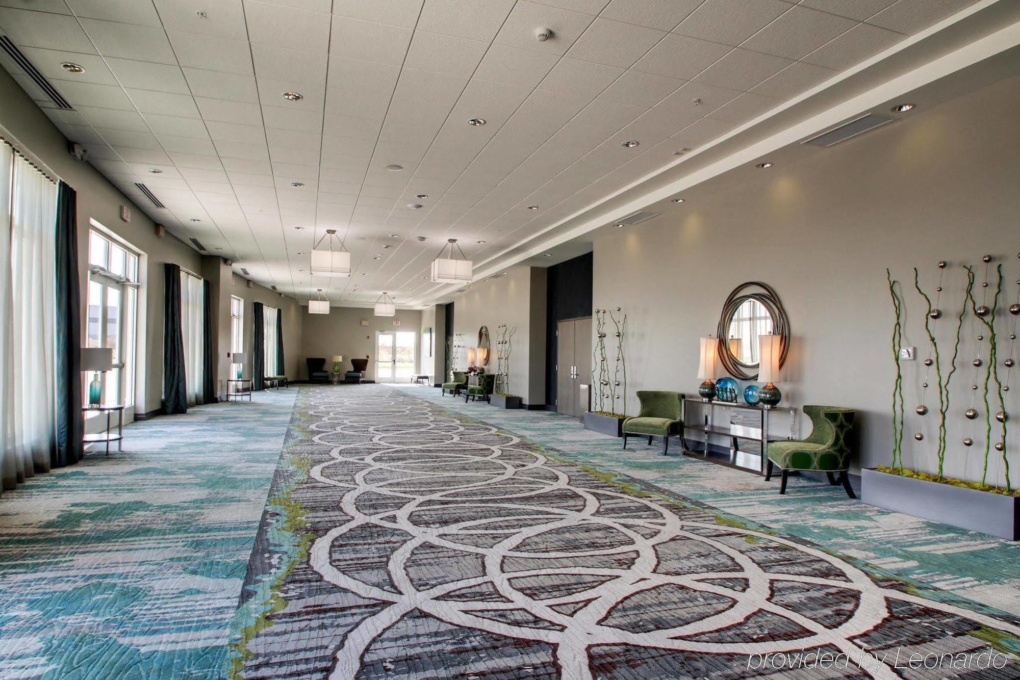 Holiday Inn & Suites Peoria At Grand Prairie By Ihg Екстериор снимка