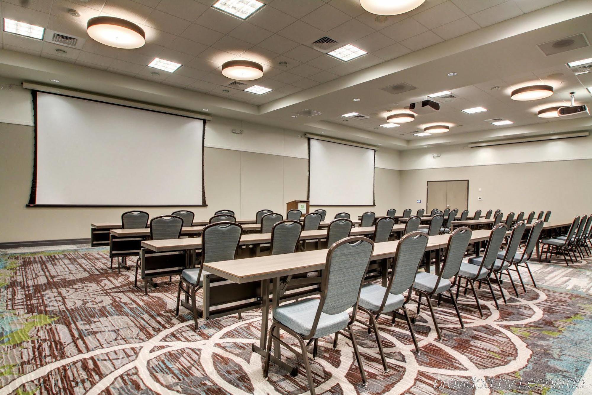Holiday Inn & Suites Peoria At Grand Prairie By Ihg Екстериор снимка