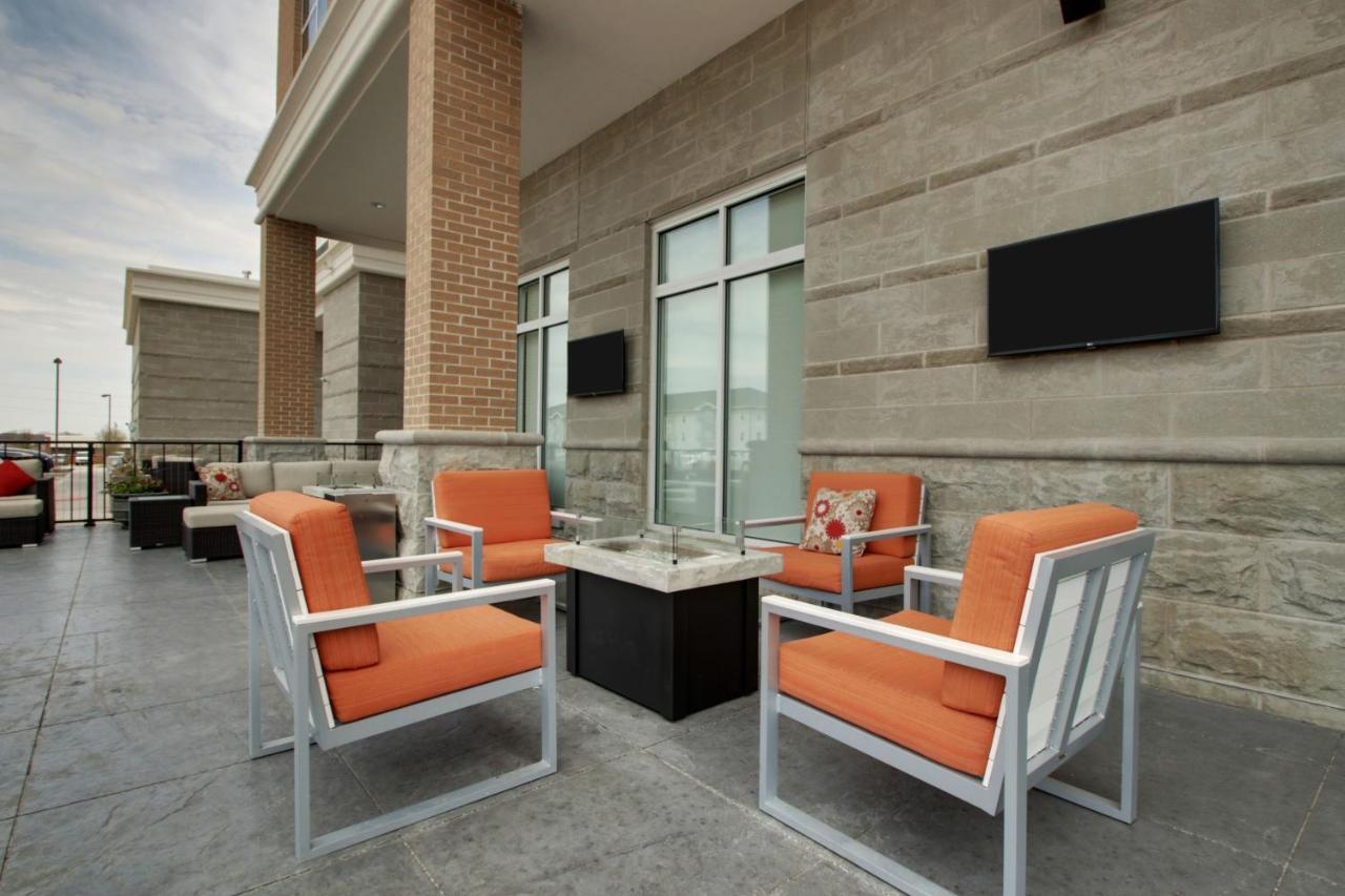 Holiday Inn & Suites Peoria At Grand Prairie By Ihg Екстериор снимка